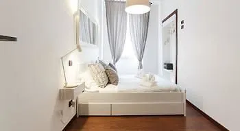 Rhome 19 *